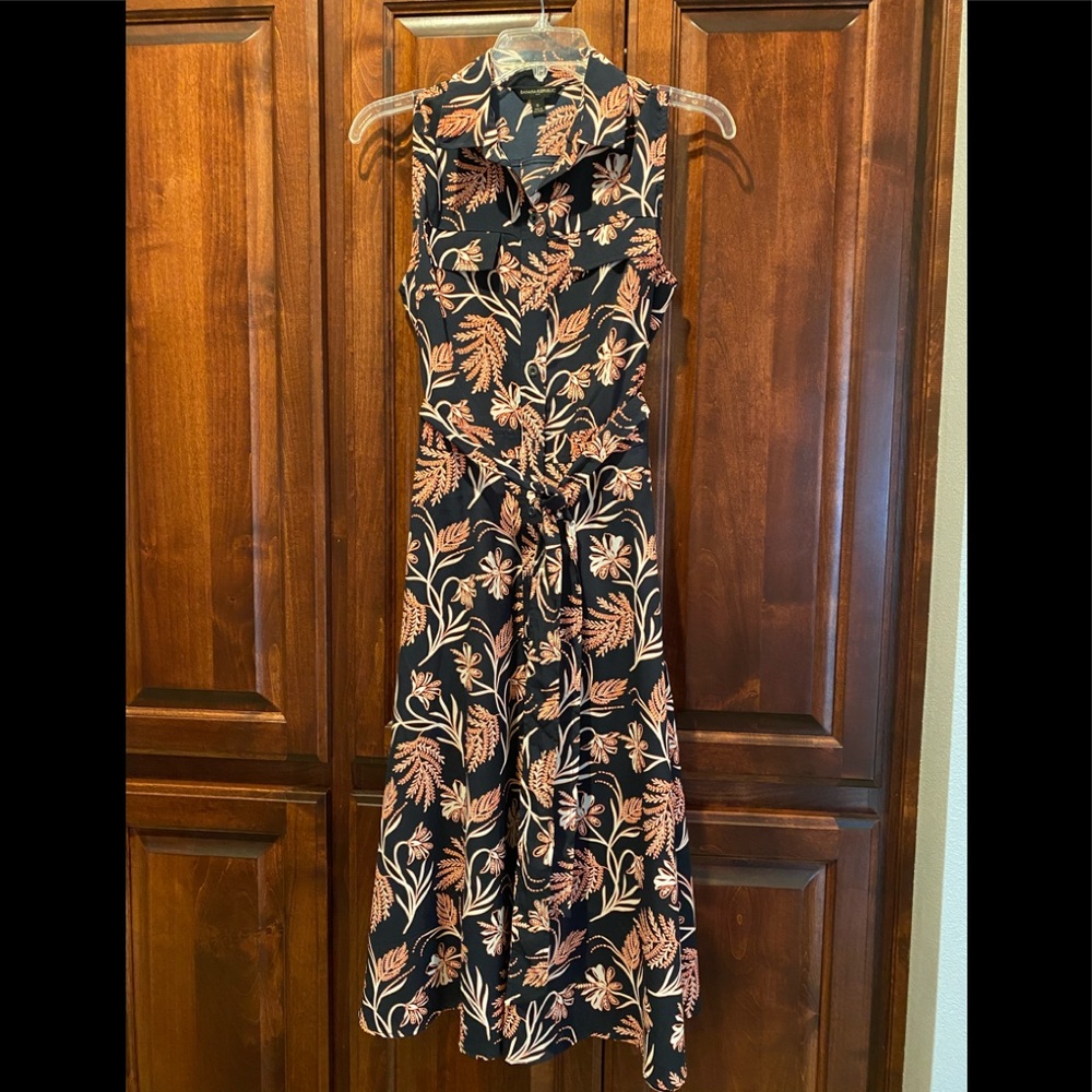 Banana Republic button up dress with belt